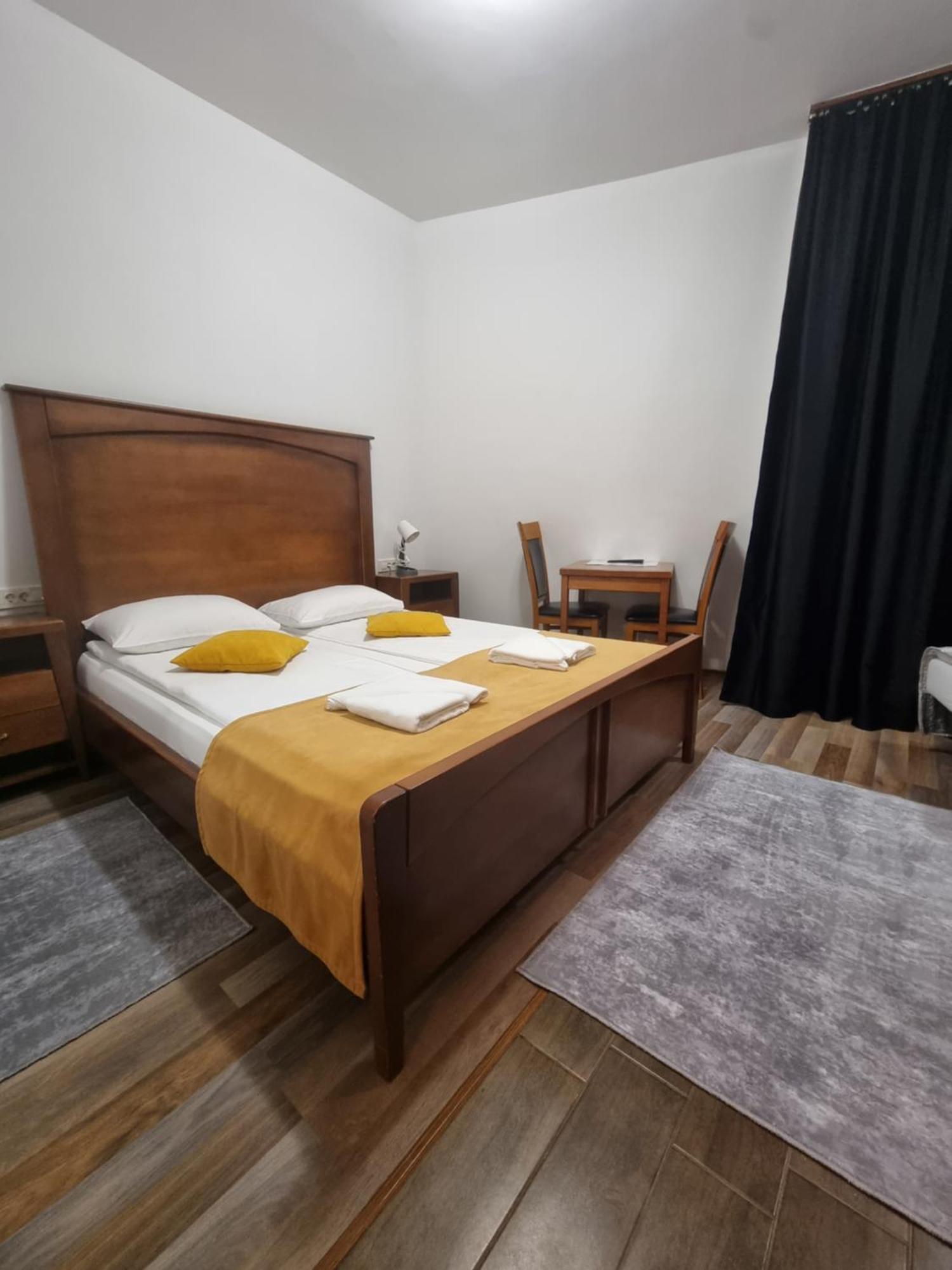 Hotel Paviljon Біхач Екстер'єр фото