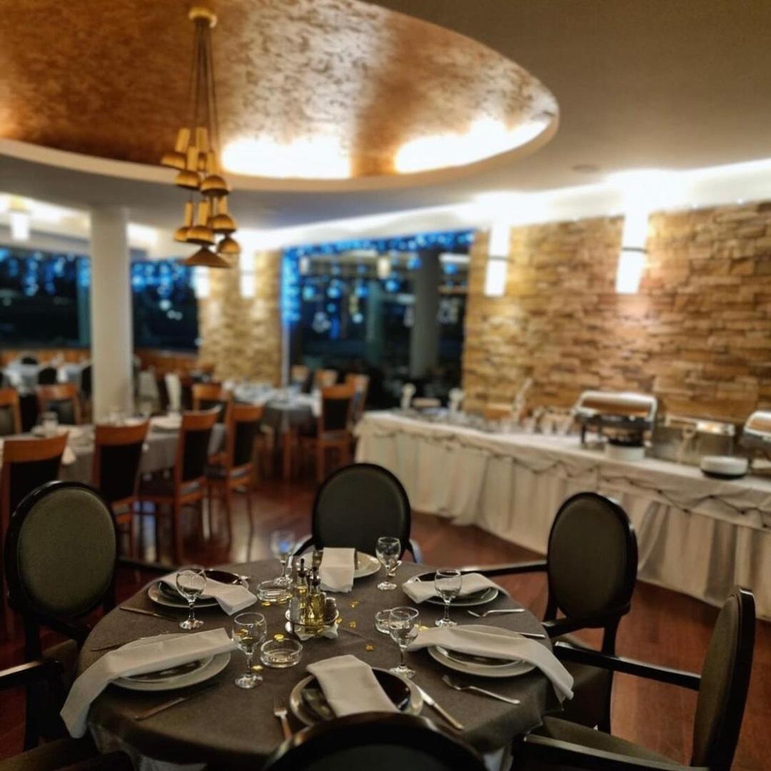 Hotel Paviljon Біхач Екстер'єр фото